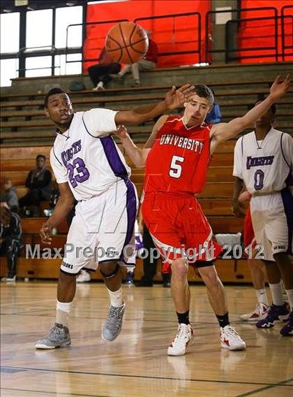 Thumbnail 3 in University vs. Castlemont  (I Have A Dream Classic) photogallery.