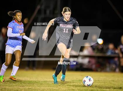 Thumbnail 1 in South Panola @ Center Hill photogallery.