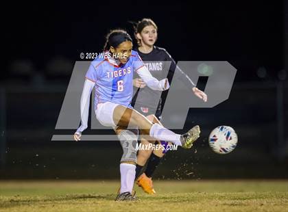 Thumbnail 3 in South Panola @ Center Hill photogallery.