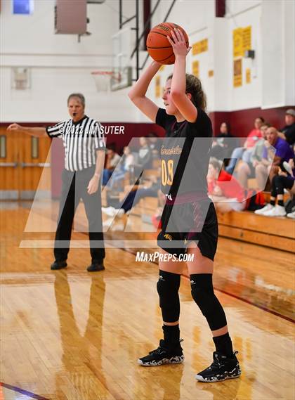 Thumbnail 3 in McGregor vs Thorndale (Thorndale Shootout) photogallery.