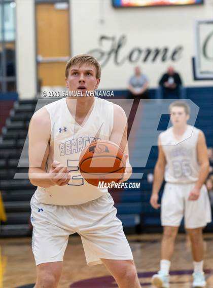 Thumbnail 3 in Kearney vs. Grand Island (HAC Tournament) photogallery.