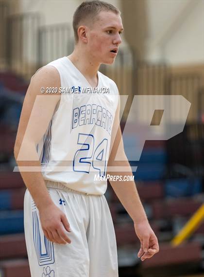 Thumbnail 3 in Kearney vs. Grand Island (HAC Tournament) photogallery.