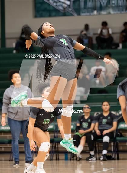 Thumbnail 2 in JV: Huntsville @ Rudder photogallery.