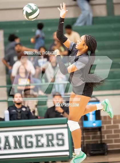 Thumbnail 3 in JV: Huntsville @ Rudder photogallery.
