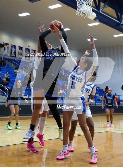 Thumbnail 1 in Hebron @ Plano West photogallery.