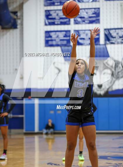 Thumbnail 2 in Hebron @ Plano West photogallery.