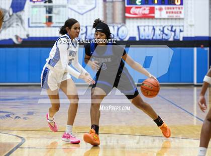 Thumbnail 2 in Hebron @ Plano West photogallery.