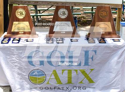 Thumbnail 1 in UIL 2A Boys Golf Awards photogallery.