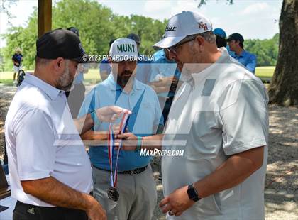 Thumbnail 3 in UIL 2A Boys Golf Awards photogallery.