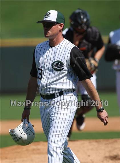 Thumbnail 3 in Cedar Park vs. Martin (Warrior Classic) photogallery.
