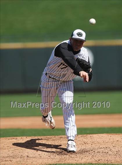 Thumbnail 3 in Cedar Park vs. Martin (Warrior Classic) photogallery.