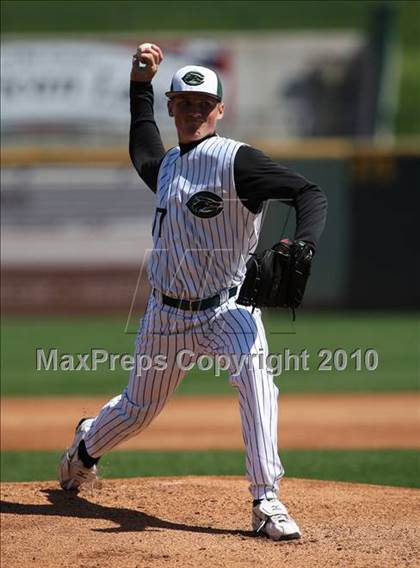 Thumbnail 1 in Cedar Park vs. Martin (Warrior Classic) photogallery.