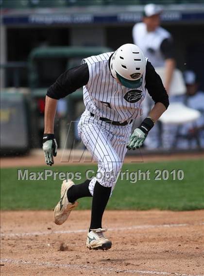Thumbnail 3 in Cedar Park vs. Martin (Warrior Classic) photogallery.