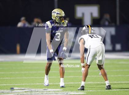 Thumbnail 3 in St. Frances Academy @ St. John Bosco (MaxPreps Game of the Week) photogallery.