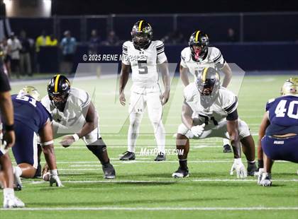 Thumbnail 2 in St. Frances Academy @ St. John Bosco (MaxPreps Game of the Week) photogallery.