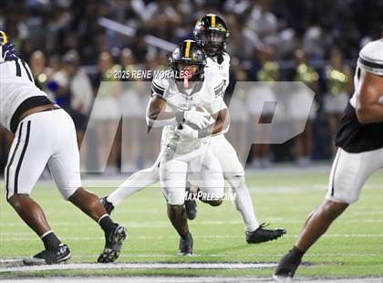 Thumbnail 1 in St. Frances Academy @ St. John Bosco (MaxPreps Game of the Week) photogallery.