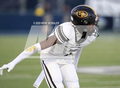Thumbnail 1 in St. Frances Academy @ St. John Bosco (MaxPreps Game of the Week) photogallery.