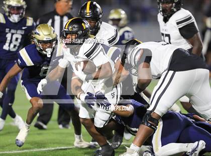Thumbnail 2 in St. Frances Academy @ St. John Bosco (MaxPreps Game of the Week) photogallery.