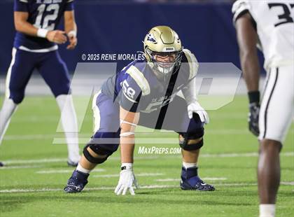 Thumbnail 2 in St. Frances Academy @ St. John Bosco (MaxPreps Game of the Week) photogallery.