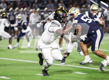 Thumbnail 2 in St. Frances Academy @ St. John Bosco (MaxPreps Game of the Week) photogallery.