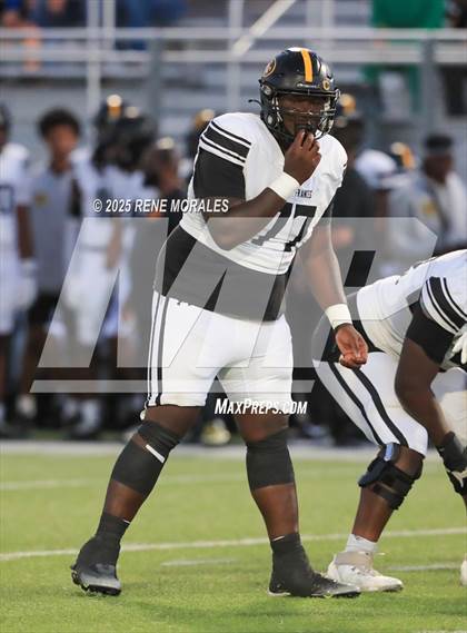 Thumbnail 1 in St. Frances Academy @ St. John Bosco (MaxPreps Game of the Week) photogallery.