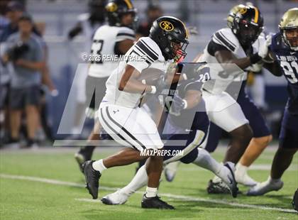 Thumbnail 2 in St. Frances Academy @ St. John Bosco (MaxPreps Game of the Week) photogallery.