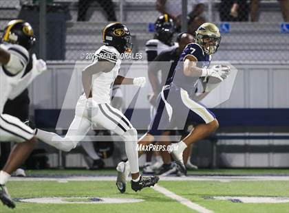 Thumbnail 2 in St. Frances Academy @ St. John Bosco (MaxPreps Game of the Week) photogallery.