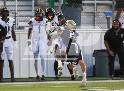 Thumbnail 2 in St. Frances Academy @ St. John Bosco (MaxPreps Game of the Week) photogallery.