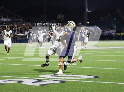 Thumbnail 2 in St. Frances Academy @ St. John Bosco (MaxPreps Game of the Week) photogallery.