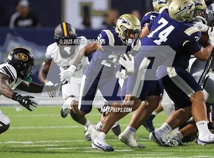 Thumbnail 2 in St. Frances Academy @ St. John Bosco (MaxPreps Game of the Week) photogallery.
