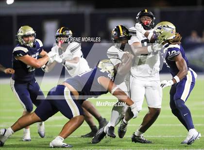 Thumbnail 2 in St. Frances Academy @ St. John Bosco (MaxPreps Game of the Week) photogallery.