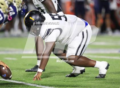 Thumbnail 3 in St. Frances Academy @ St. John Bosco (MaxPreps Game of the Week) photogallery.