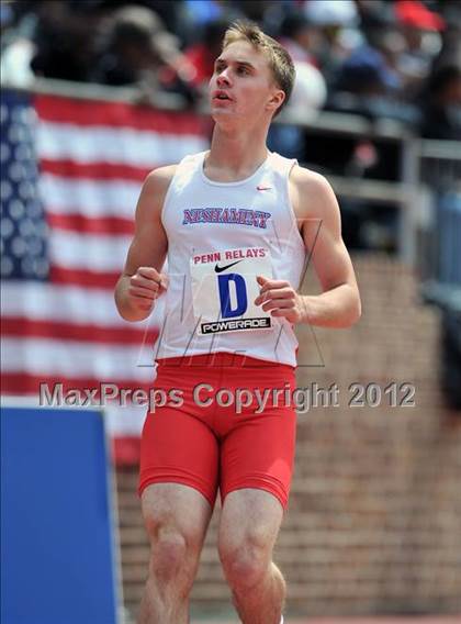 Thumbnail 3 in Penn Relays (4x100 Championships) photogallery.