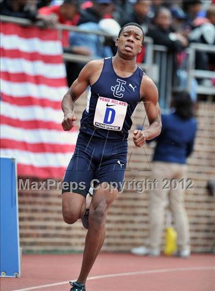 Thumbnail 3 in Penn Relays (4x100 Championships) photogallery.