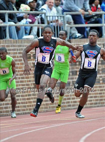 Thumbnail 3 in Penn Relays (4x100 Championships) photogallery.