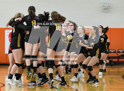 Thumbnail 1 in Wayne vs. Honeoye Falls-Lima (NYSPHSAA Section V Class B Championship) photogallery.