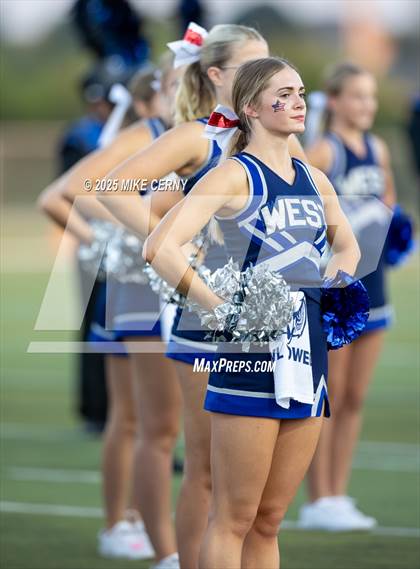 Thumbnail 3 in Gardner-Edgerton @ Olathe West photogallery.