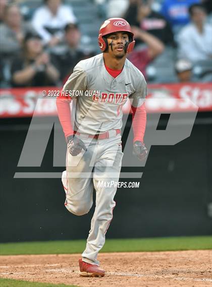 Thumbnail 3 in Garden Grove vs. Santa Ana photogallery.