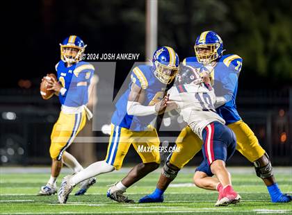 Thumbnail 2 in Teurlings Catholic @ East Ascension photogallery.