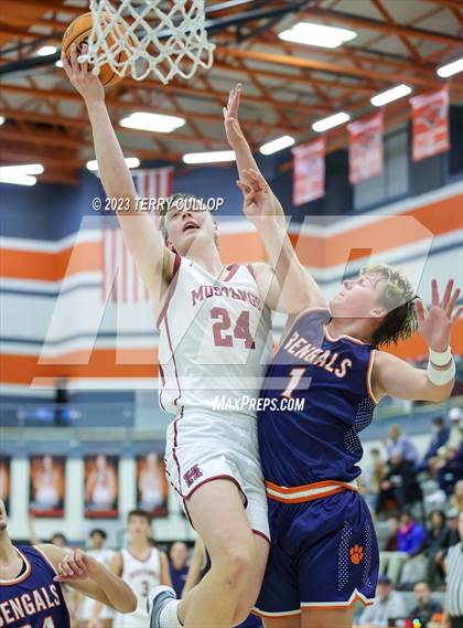 Thumbnail 3 in Brighton vs. Herriman (Falcon Classic) photogallery.