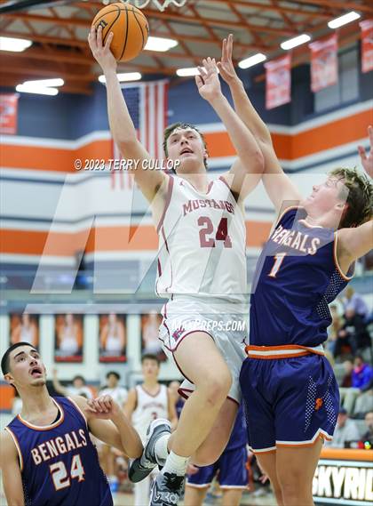 Thumbnail 2 in Brighton vs. Herriman (Falcon Classic) photogallery.