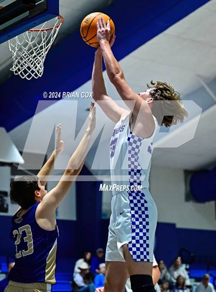 Thumbnail 1 in Berryville @ Cotter photogallery.