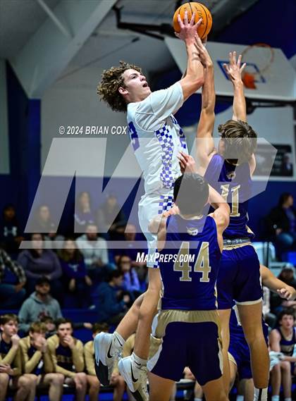 Thumbnail 2 in Berryville @ Cotter photogallery.