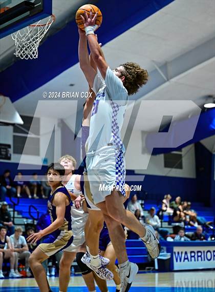 Thumbnail 2 in Berryville @ Cotter photogallery.