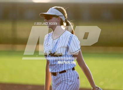Thumbnail 2 in Kirbyville @ Anahuac photogallery.