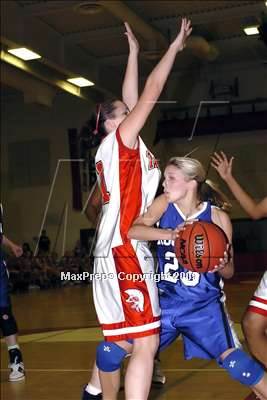 Thumbnail 2 in Rocklin vs Lincoln (Sec. Playoff) photogallery.