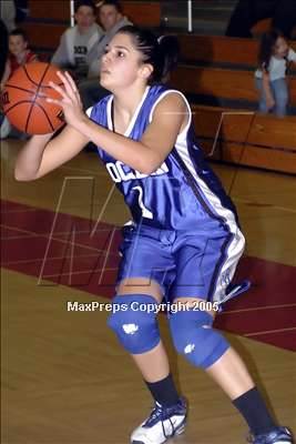Thumbnail 2 in Rocklin vs Lincoln (Sec. Playoff) photogallery.