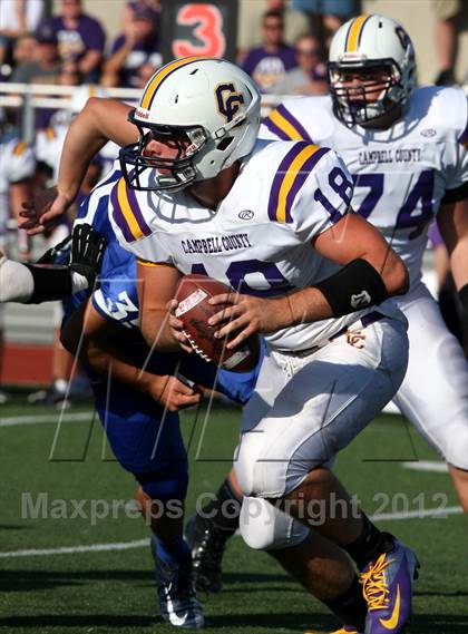 Thumbnail 3 in Campbell Co. vs. Covington Catholic (Crosstown Showdown) photogallery.