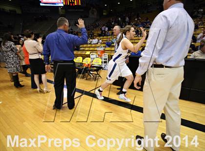 Thumbnail 2 in Valor Christian vs. Broomfield (CHSAA 4A Semifinal) photogallery.