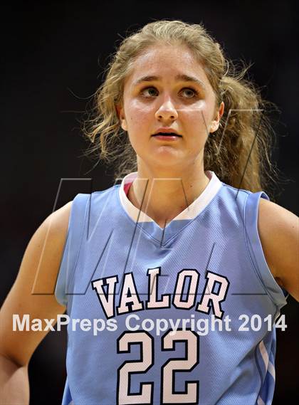 Thumbnail 3 in Valor Christian vs. Broomfield (CHSAA 4A Semifinal) photogallery.